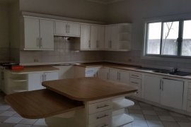 4 Bedroom House for sale in Urdaneta Village, Makati, Metro Manila
