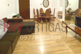 3 Bedroom Condo for sale in San Antonio, Metro Manila near MRT-3 Ortigas