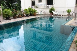 3 Bedroom Condo for rent in Khlong Tan Nuea, Bangkok near BTS Thong Lo