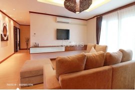 3 Bedroom Condo for rent in Vivarium Residence, Khlong Tan Nuea, Bangkok