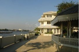 4 Bedroom House for rent in Dusit, Bangkok