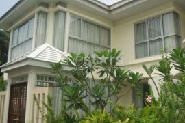 3 Bedroom House for rent in Bang Kapi, Bangkok near MRT Pradit Manutham