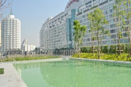 2 Bedroom Condo for sale in Khlong Toei Nuea, Bangkok near BTS Nana