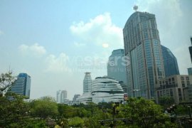 3 Bedroom Condo for sale in The Crest Sukhumvit 24, Khlong Tan, Bangkok near BTS Phrom Phong