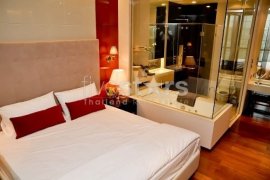 1 Bedroom Condo for rent in The Address Sukhumvit 28, Khlong Tan, Bangkok near BTS Phrom Phong