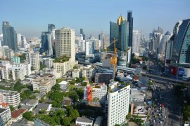 3 Bedroom Condo for sale in Khlong Toei, Bangkok near BTS Asoke