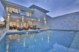 4 Bedroom House for sale in Bo Phut, Surat Thani