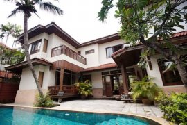 4 Bedroom House for rent in Khlong Tan Nuea, Bangkok