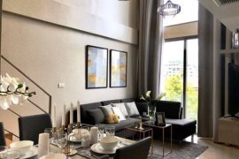 2 Bedroom Condo for rent in Khlong Tan Nuea, Bangkok