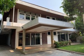 4 Bedroom House for rent in Khlong Tan Nuea, Bangkok