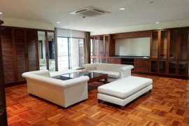 3 Bedroom Condo for rent in Baan Somthavil, Lumpini, Bangkok near BTS Ratchadamri