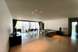 3 Bedroom Condo for rent in Baan Thirapa, Thung Maha Mek, Bangkok near BTS Chong Nonsi