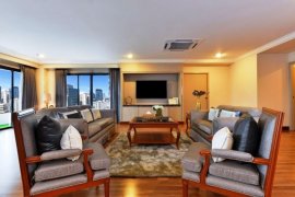 3 Bedroom Condo for rent in G.P. Grande Tower, Khlong Toei Nuea, Bangkok near MRT Sukhumvit