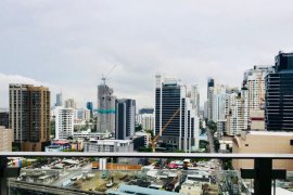 2 Bedroom Condo for sale in The Diplomat 39, Khlong Tan Nuea, Bangkok near BTS Phrom Phong