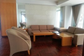 3 Bedroom Condo for rent in The Grand Sethiwan Sukhumvit 24, Khlong Tan, Bangkok near BTS Phrom Phong