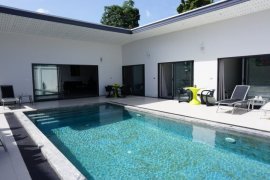 4 Bedroom House for sale in Bo Phut, Surat Thani