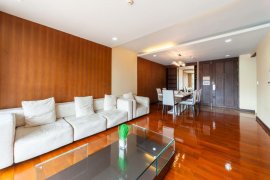 3 Bedroom Condo for rent in Richmond Hills Residence Thonglor 25, Khlong Tan Nuea, Bangkok