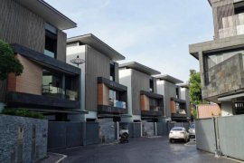 4 Bedroom House for sale in the honor, Khlong Chaokhun Sing, Bangkok near MRT Lat Phrao 83