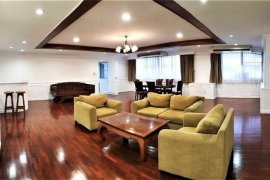 3 Bedroom Condo for rent in D.S. Tower 1 Sukhumvit 33, Khlong Tan Nuea, Bangkok near BTS Phrom Phong