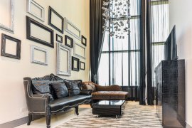 1 Bedroom Condo for sale in The Emporio Place, Khlong Tan, Bangkok near MRT Queen Sirikit National Convention Centre