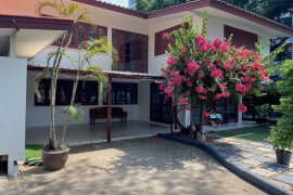 3 Bedroom House for rent in Khlong Tan Nuea, Bangkok near BTS Phrom Phong