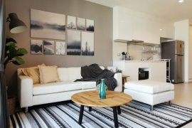 2 Bedroom Condo for rent in Rhythm Sukhumvit 42, Phra Khanong, Bangkok near BTS Ekkamai