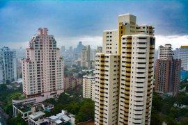 2 Bedroom Condo for sale in The Diplomat 39, Khlong Tan Nuea, Bangkok near BTS Phrom Phong