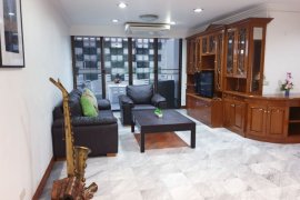 3 Bedroom Condo for rent in Acadamia Grand Tower, Khlong Tan Nuea, Bangkok near BTS Phrom Phong
