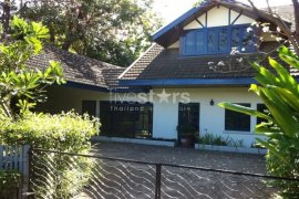 4 Bedroom House for rent in Khlong Tan Nuea, Bangkok near BTS Phrom Phong