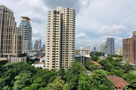 2 Bedroom Condo for sale in Vittorio, Khlong Tan Nuea, Bangkok near BTS Phrom Phong
