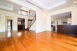 4 Bedroom House for rent in Phra Khanong Nuea, Bangkok near BTS Phra Khanong