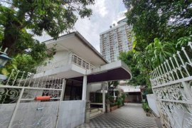 3 Bedroom House for rent in Thung Maha Mek, Bangkok near BTS Sueksa Witthaya