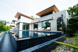 4 Bedroom House for sale in Baan Bua, Rawai, Phuket