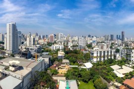 2 Bedroom Condo for rent in United Tower, Phra Khanong, Bangkok