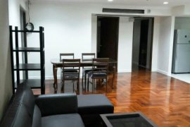 2 Bedroom Condo for sale in Baan Suanpetch, Khlong Toei Nuea, Bangkok near BTS Phrom Phong