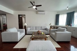 3 Bedroom Condo for rent in Kanta Mansion, Khlong Tan, Bangkok near BTS Phrom Phong