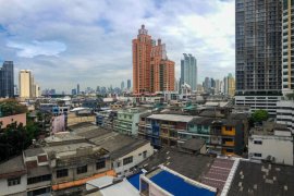 3 Bedroom Condo for sale in The Lumpini 24, Khlong Tan, Bangkok