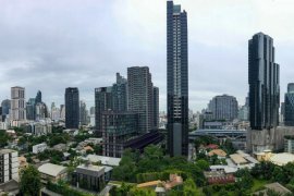 1 Bedroom Condo for sale in Rhythm Sukhumvit 36 - 38, Phra Khanong, Bangkok