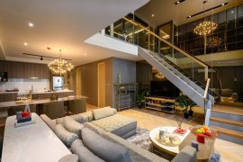 2 Bedroom Condo for sale in S47 Sukhumvit, Khlong Tan Nuea, Bangkok