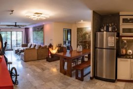 2 Bedroom Condo for sale in Sam Sen Nai, Bangkok 2 Bedroom Condo for sale in Sam Sen Nai, Bangkok