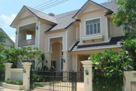 4 Bedroom House for sale in Chiang Mai