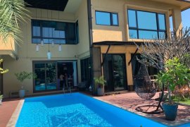 4 Bedroom House for sale in Chiang Mai