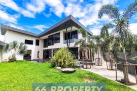 6 Bedroom House for sale in Talat Khwan, Chiang Mai