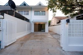 3 Bedroom House for sale in Chiang Mai
