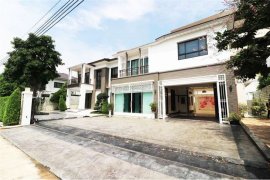 5 Bedroom House for sale in Lat Krabang, Bangkok