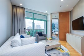 2 Bedroom Condo for rent in Wat Phraya Krai, Bangkok