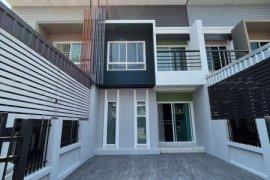 3 Bedroom Townhouse for sale in San Sai, Chiang Mai
