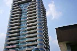 Office for rent in PAIROJ KITJA COMPLEX, Bang Na, Bangkok near MRT Si Iam