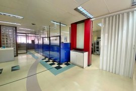 Office for rent in Thung Maha Mek, Bangkok near MRT Lumpini