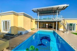 4 Bedroom Villa for Sale or Rent in Chonburi 4 Bedroom Villa for Sale or Rent in Chonburi